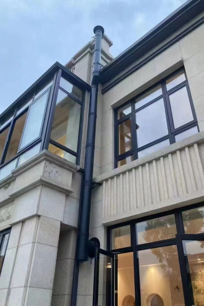 conduit de cheminée en acier inoxydable noir mat avec un diamètre intérieur de 150 mm